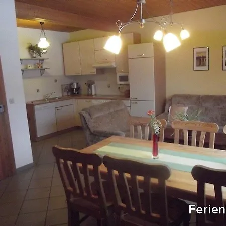 Idyllisch Gelegene Ferienunterkuen درانسكي